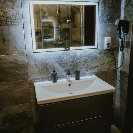 Zlota Sowa 아파트