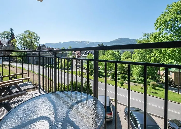 아파트 Zlota Sowa 스클라르스카포렘바